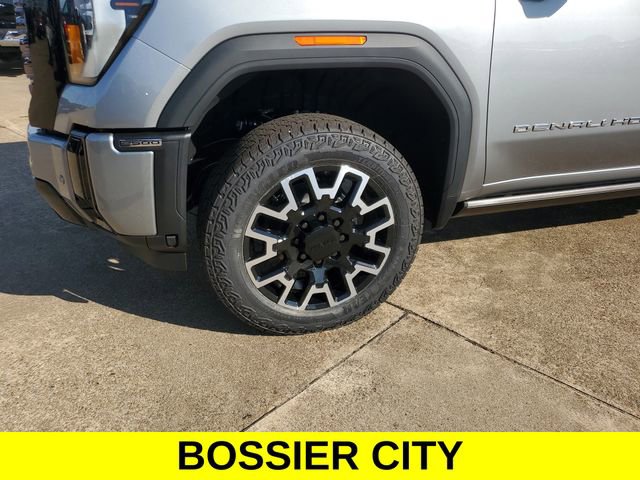 New 2025 GMC Sierra 2500 Denali Ultimate image 4