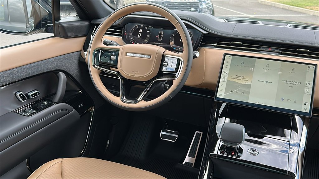 New 2025 Land Rover Range Rover Sport Dynamic SE image 25
