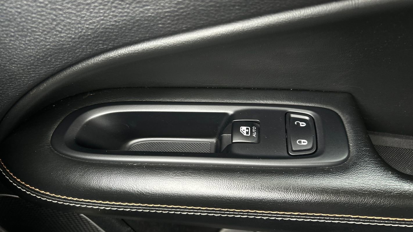 Used 2018 Jeep Compass Latitude w/ Popular Equipment Group image 35