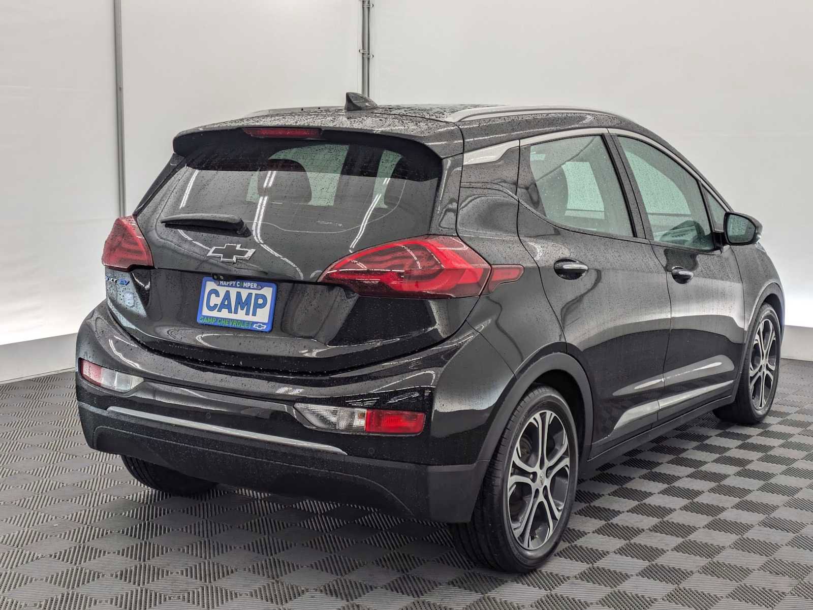 Used 2017 Chevrolet Bolt Premier w/ Driver Confidence II Package image 6