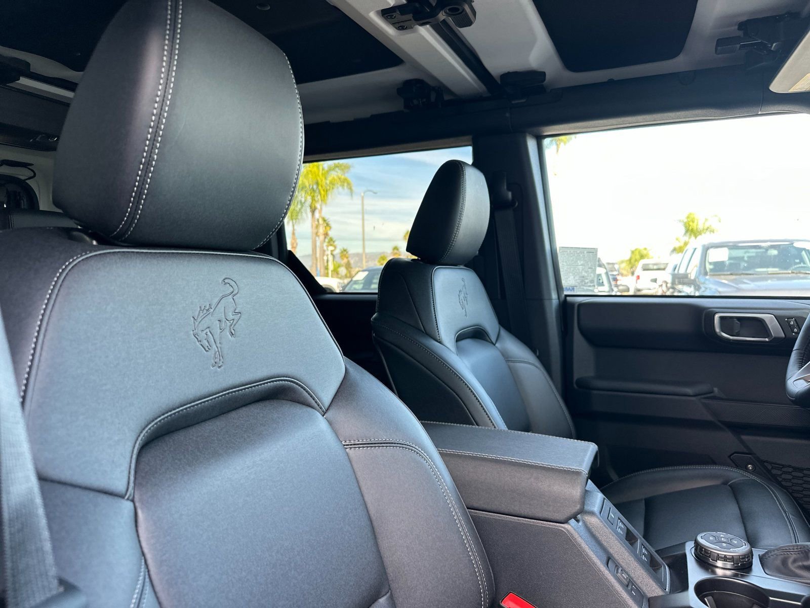 New 2025 Ford Bronco Badlands w/ Sasquatch Package image 18