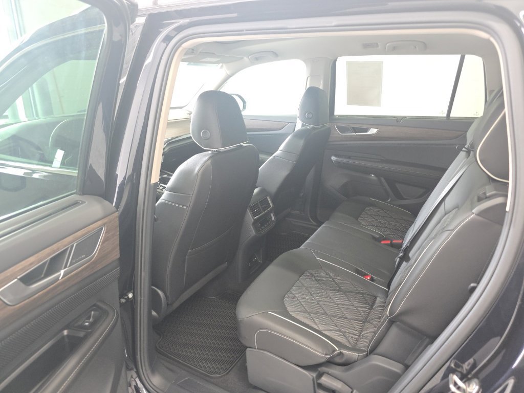 New 2026 Volkswagen Atlas SEL Premium R-Line AWD/4WD image 25