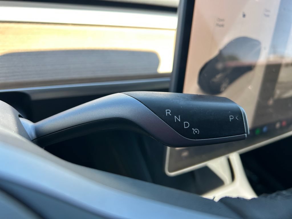 Used 2023 Tesla Model Y Long Range AWD/4WD image 19