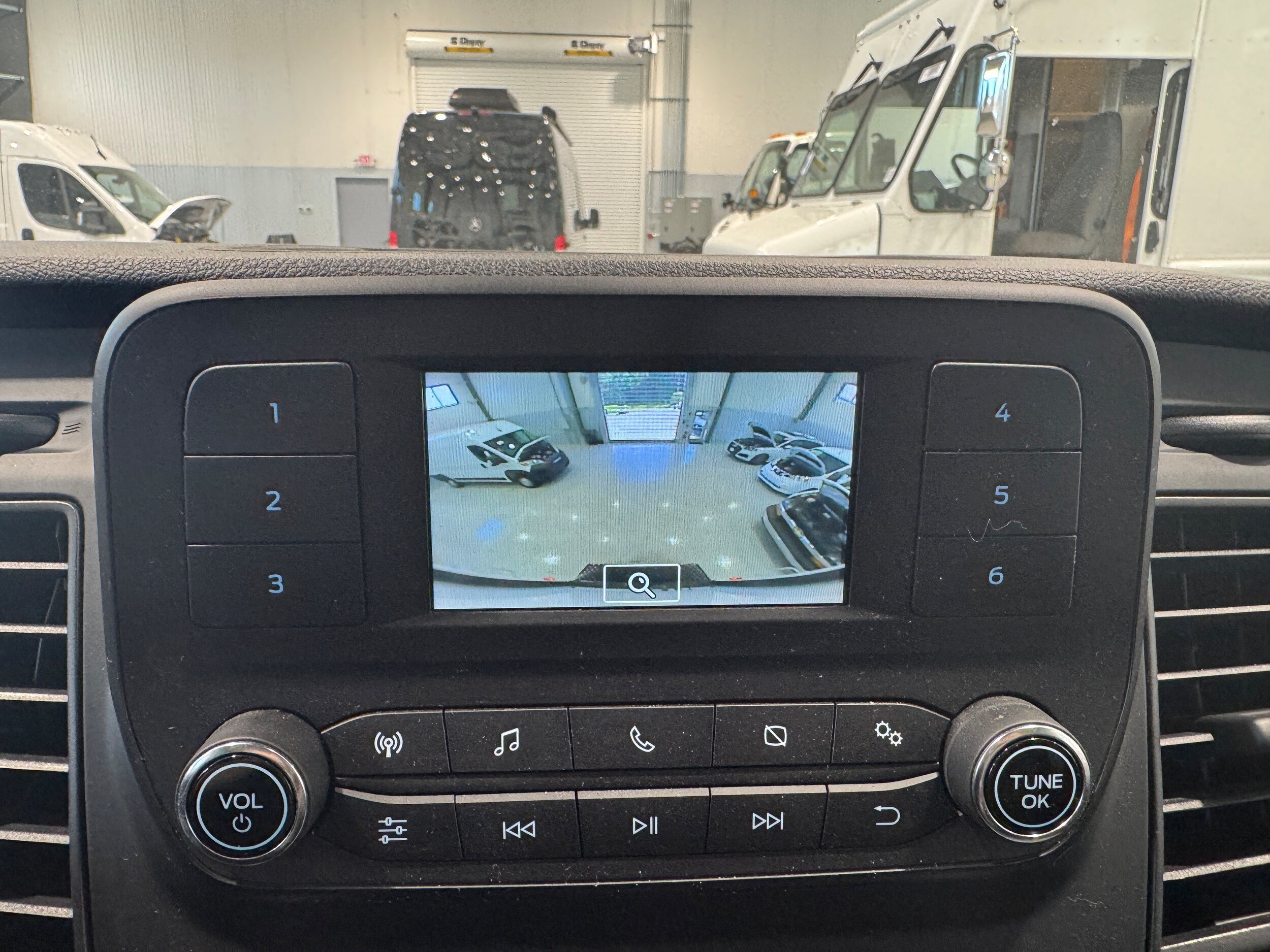 Used 2023 Ford Transit 350 DRW RWD image 13