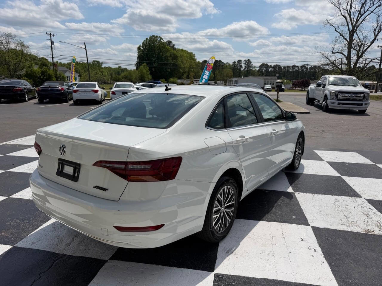 Used 2019 Volkswagen Jetta SE FWD image 6