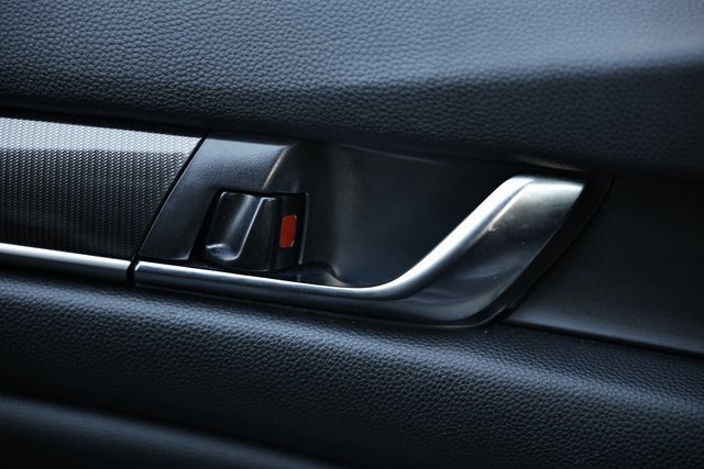 Used 2019 Honda Accord Sport image 15