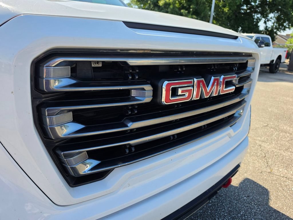 Used 2022 GMC Sierra 1500 AT4 w/ AT4 Preferred Package AWD/4WD image 14