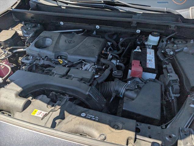 Certified 2019 Toyota RAV4 LE FWD image 19