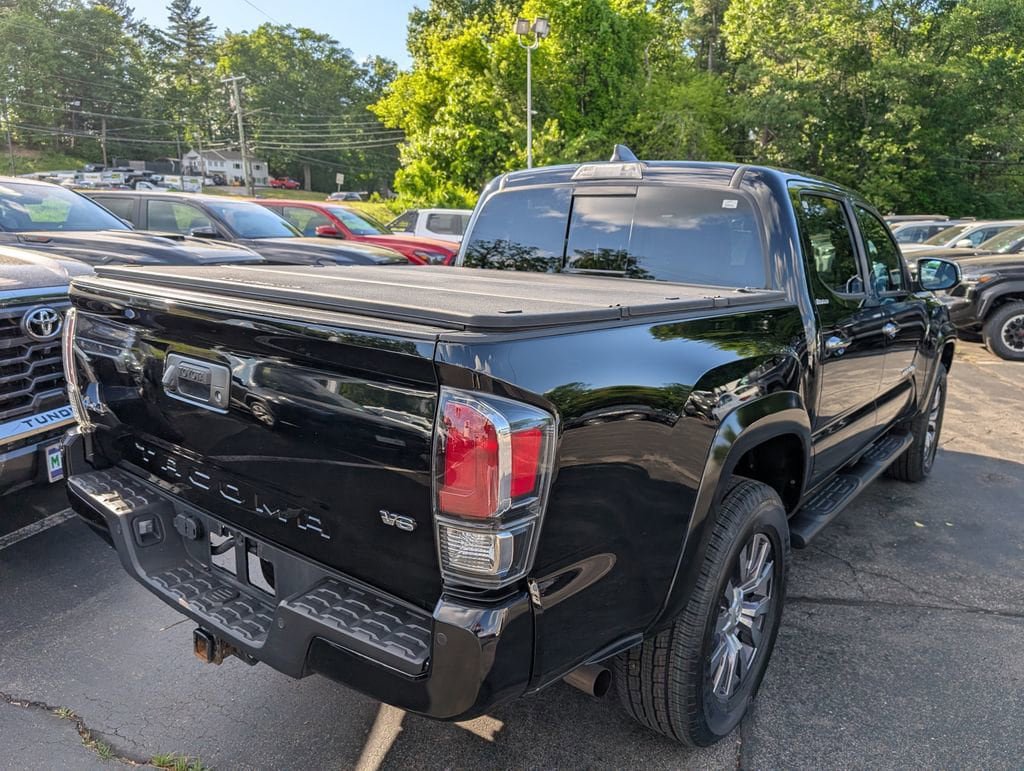 Certified 2022 Toyota Tacoma Limited AWD/4WD image 7