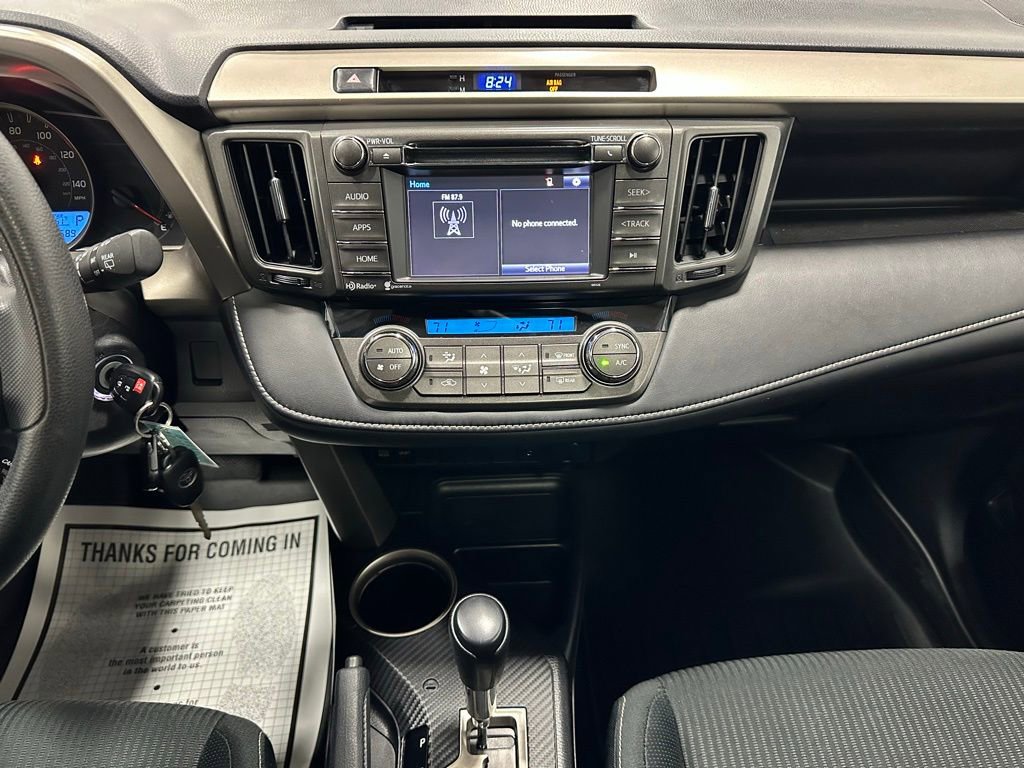 Used 2015 Toyota RAV4 XLE image 25