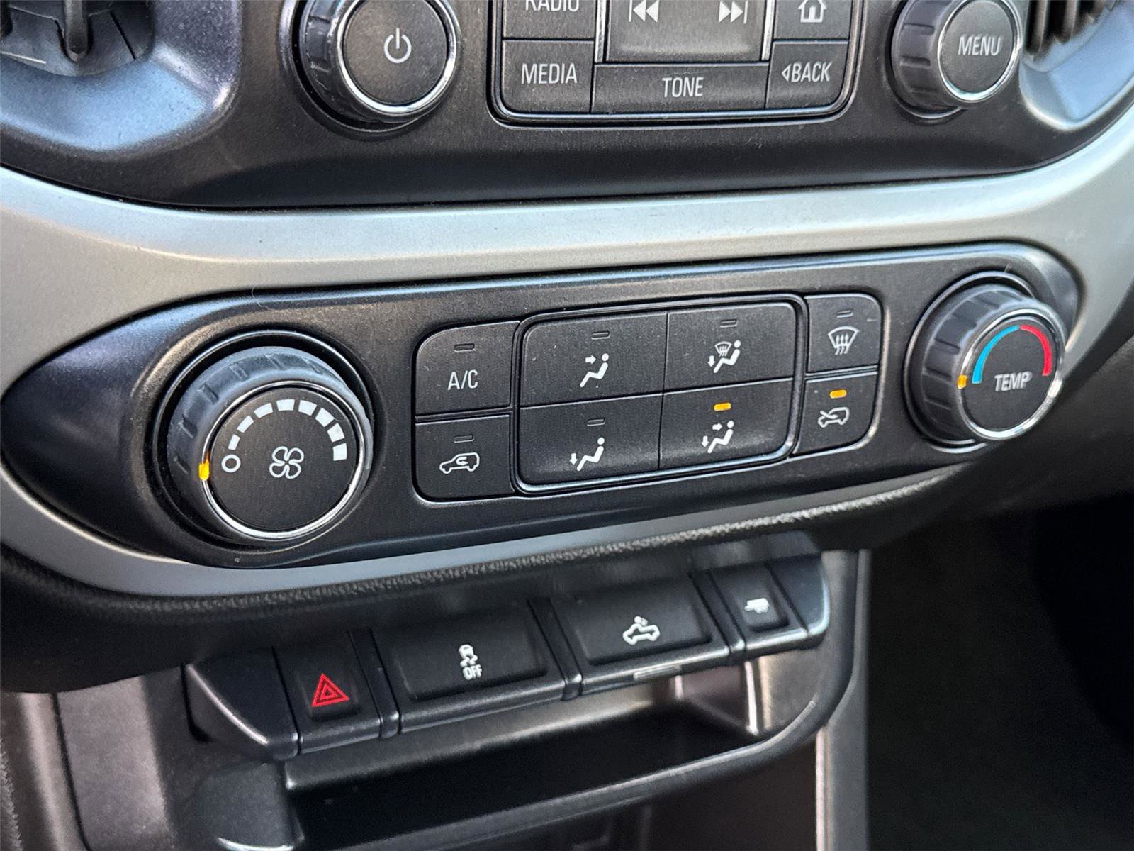 Used 2016 Chevrolet Colorado LT image 29