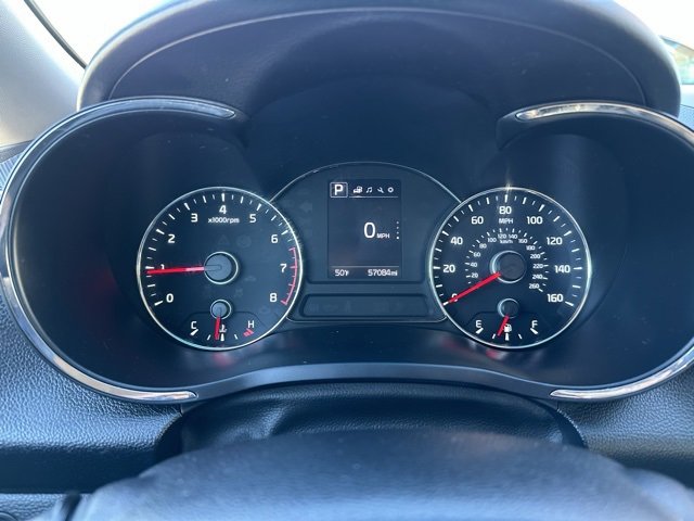 Used 2017 Kia Forte S image 29