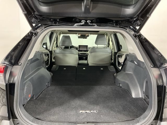 Used 2020 Toyota RAV4 Limited AWD/4WD image 31