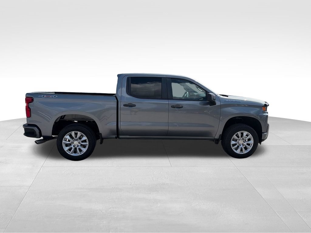 Used 2020 Chevrolet Silverado 1500 Custom w/ Custom Value Package AWD/4WD image 7