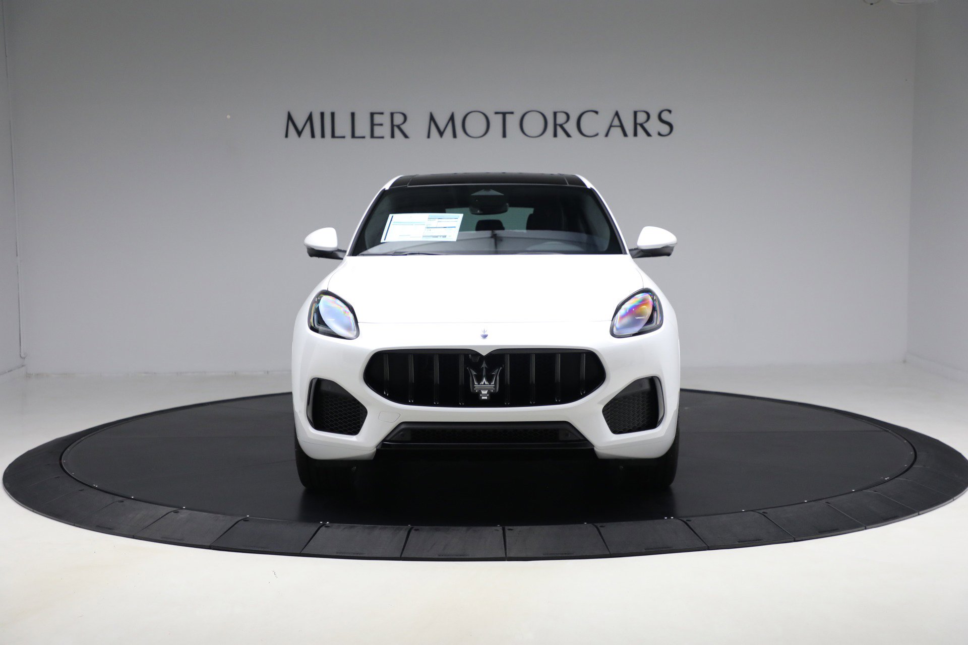 New 2025 Maserati Grecale Modena image 12