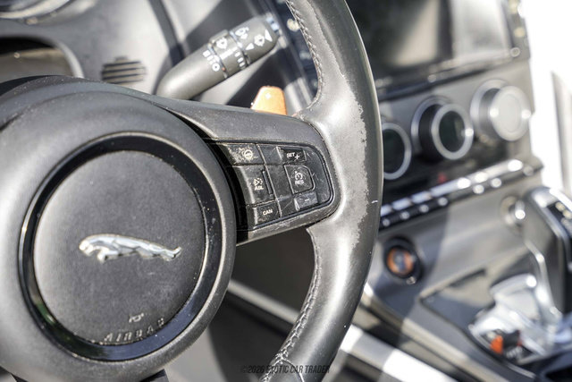 Used 2015 Jaguar F-TYPE S RWD image 39