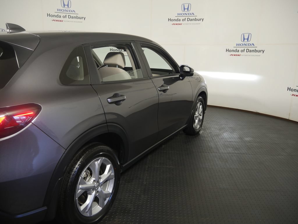 Certified 2024 Honda HR-V LX image 6