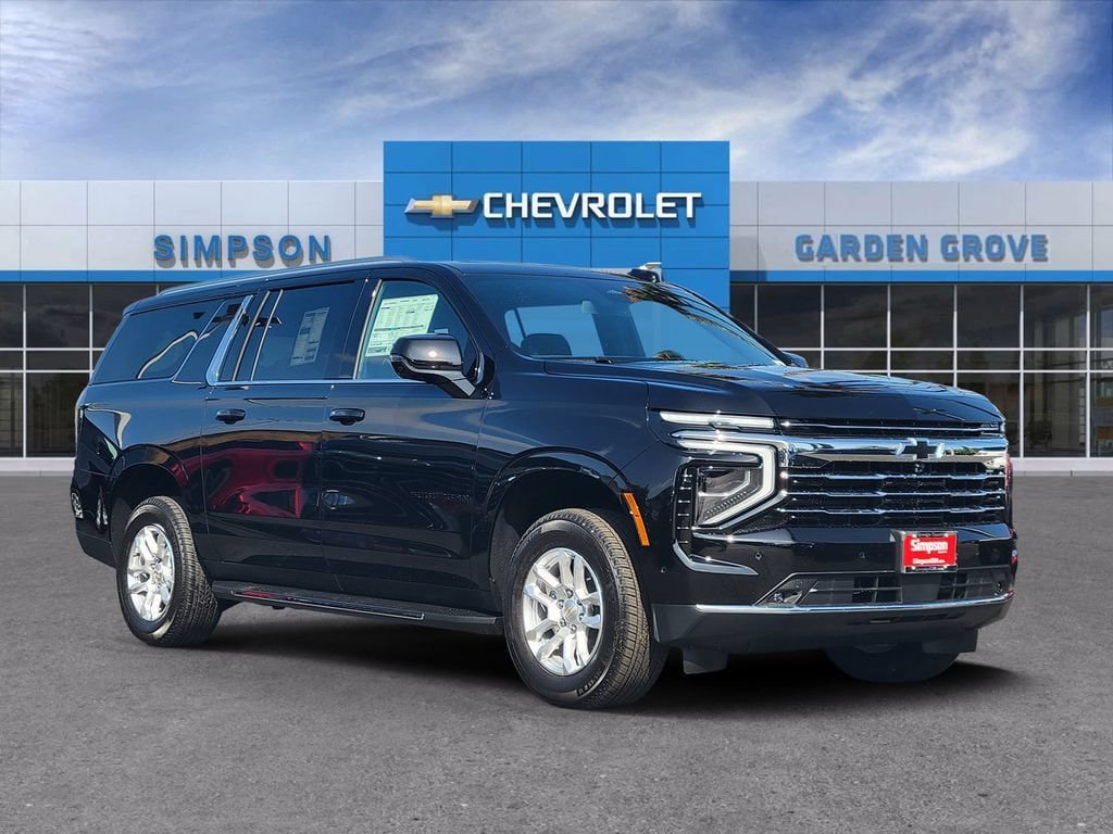 New 2026 Chevrolet Suburban LT w/ Comfort Package