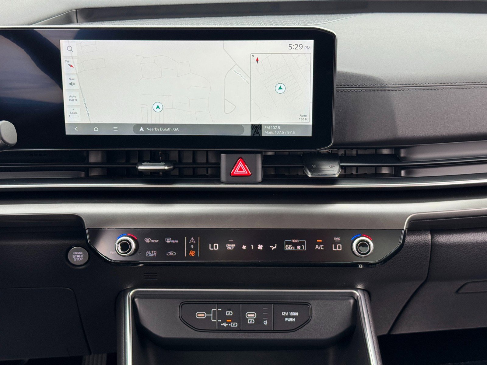 Used 2025 Kia Carnival SX w/ SX Dark Edition Package image 24