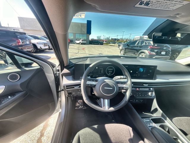 Used 2024 Hyundai Sonata SEL w/ Convenience Package FWD image 14