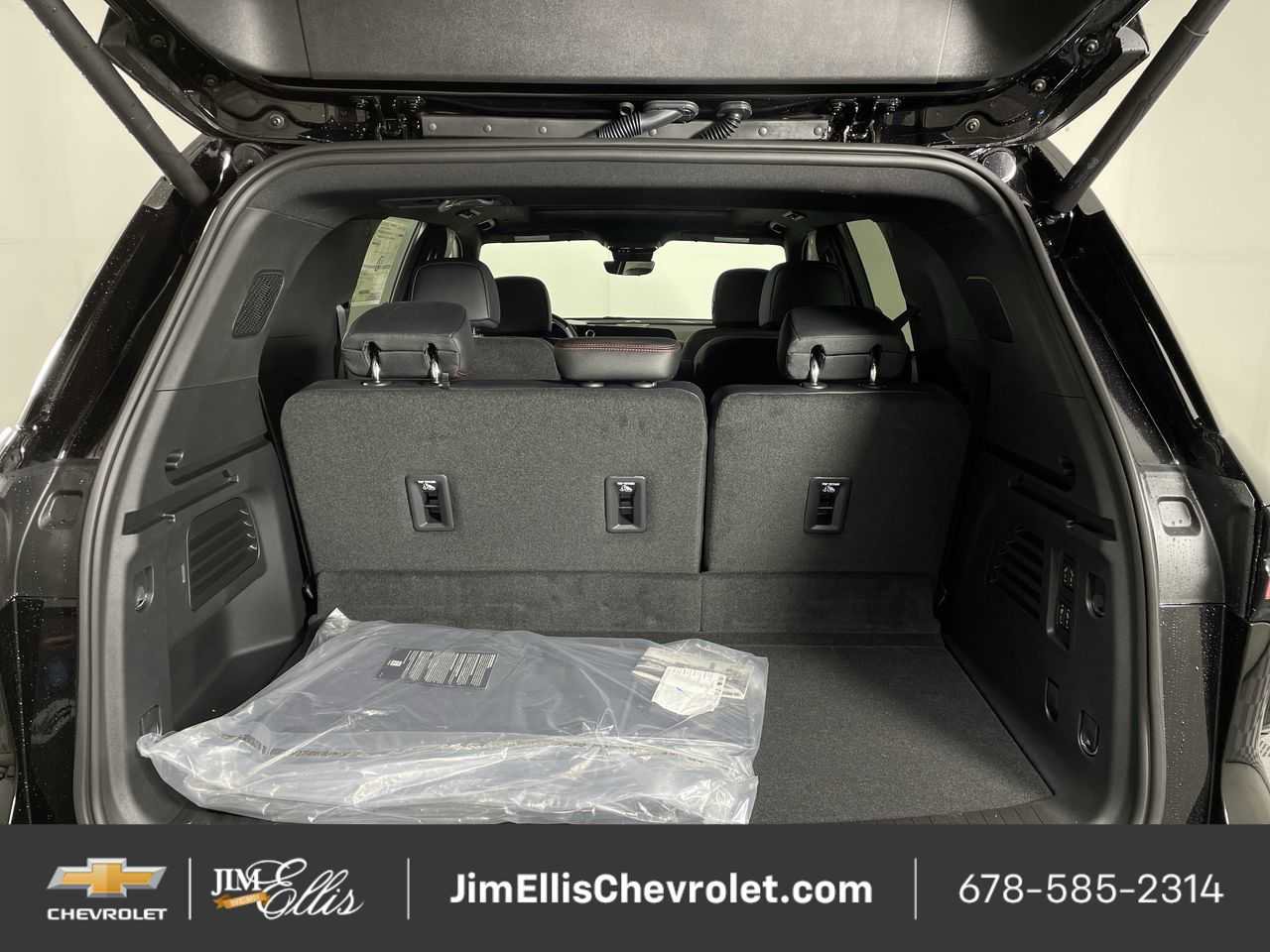 New 2026 Chevrolet Traverse RS w/ LPO, Floor Liner Package image 36