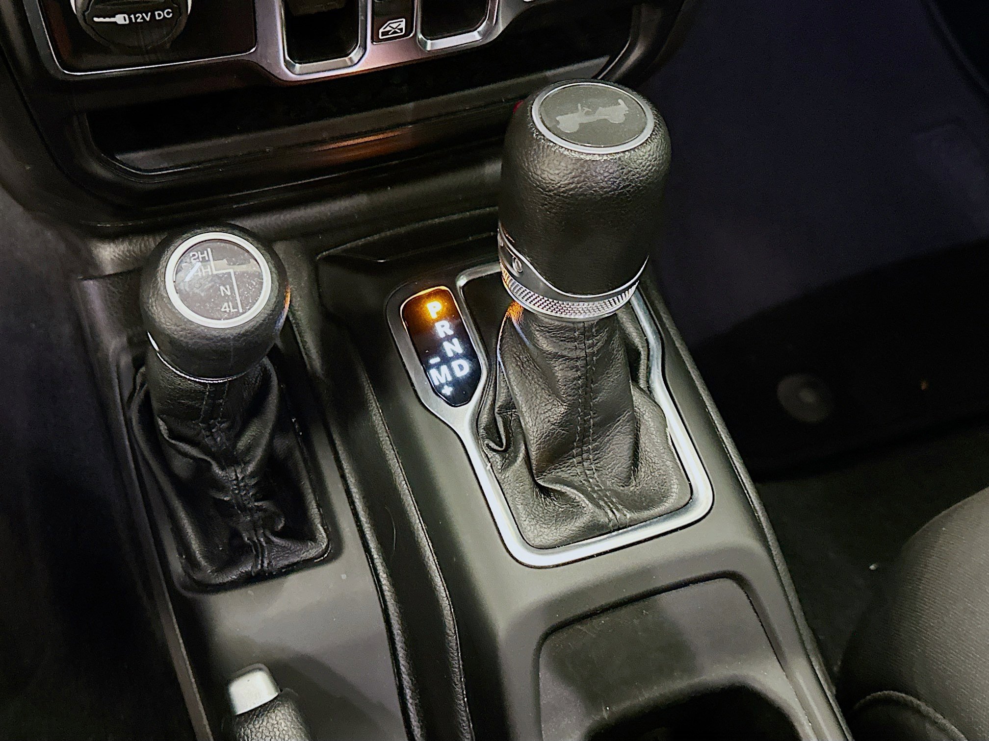 Used 2022 Jeep Wrangler Sport S AWD/4WD image 24