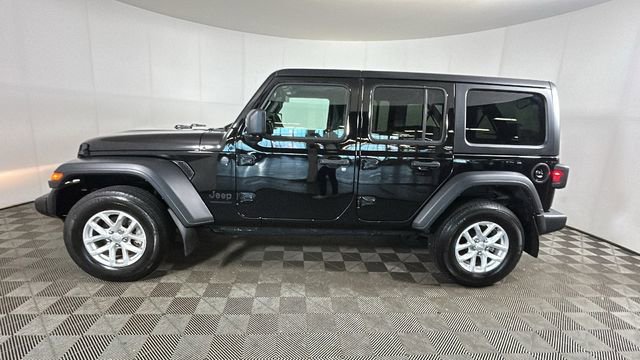 Used 2023 Jeep Wrangler Unlimited Sport w/ Cold Weather Group AWD/4WD image 6