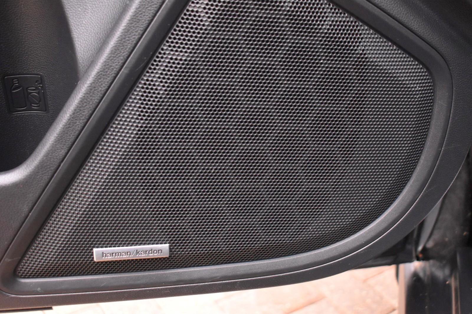 Used 2020 Subaru Outback Touring w/ Popular Package #2 image 31