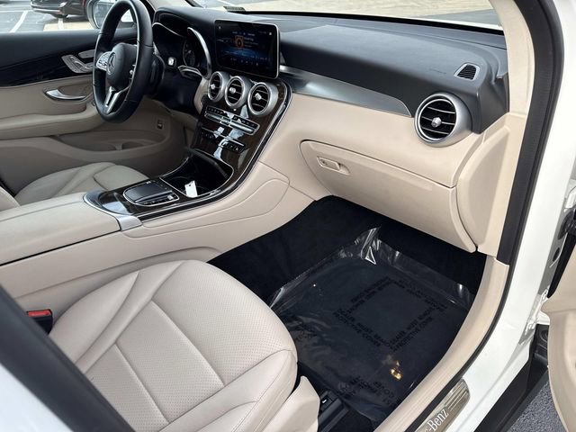 Used 2022 Mercedes-Benz GLC 300 GLC 300 image 13