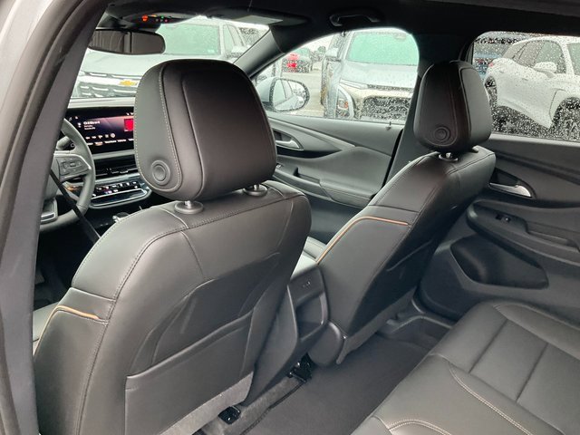 Used 2026 Buick Envista Avenir image 14