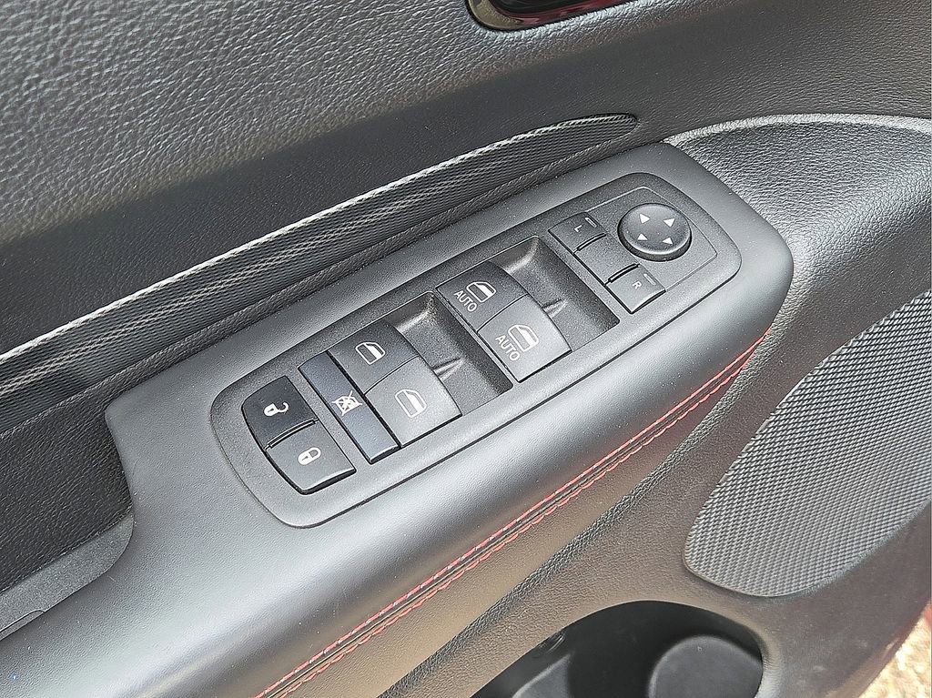 Used 2024 Dodge Durango GT image 24