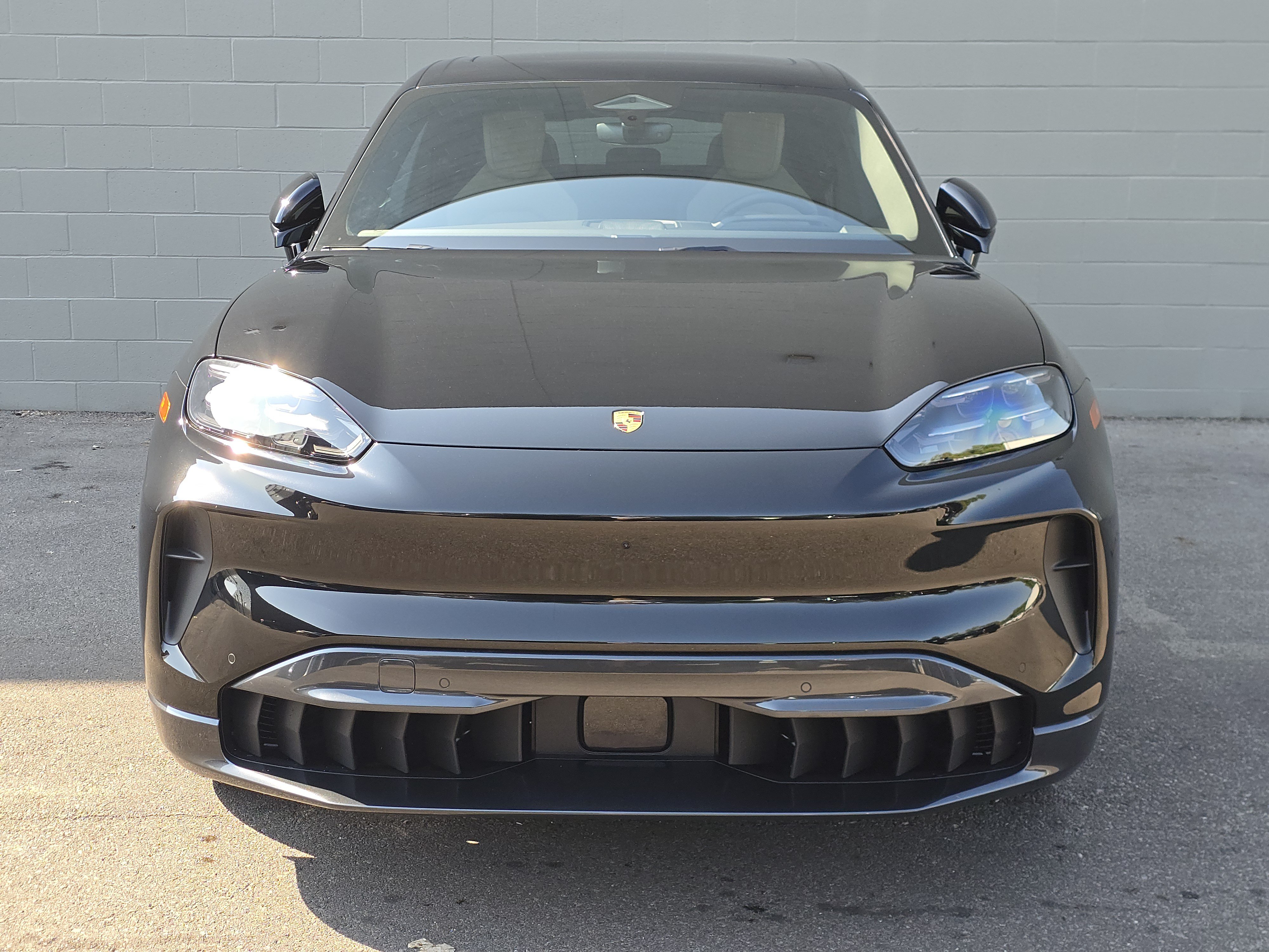 Certified 2026 Porsche Cayenne Electric AWD/4WD image 14