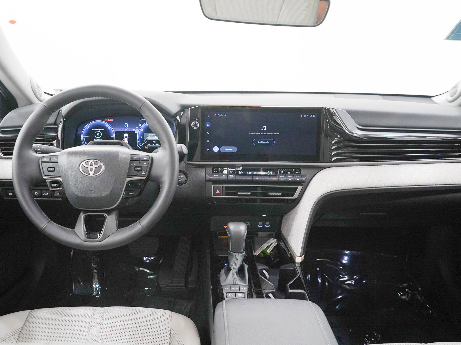 Used 2026 Toyota Camry XLE w/ Premium Plus Package AWD/4WD image 14