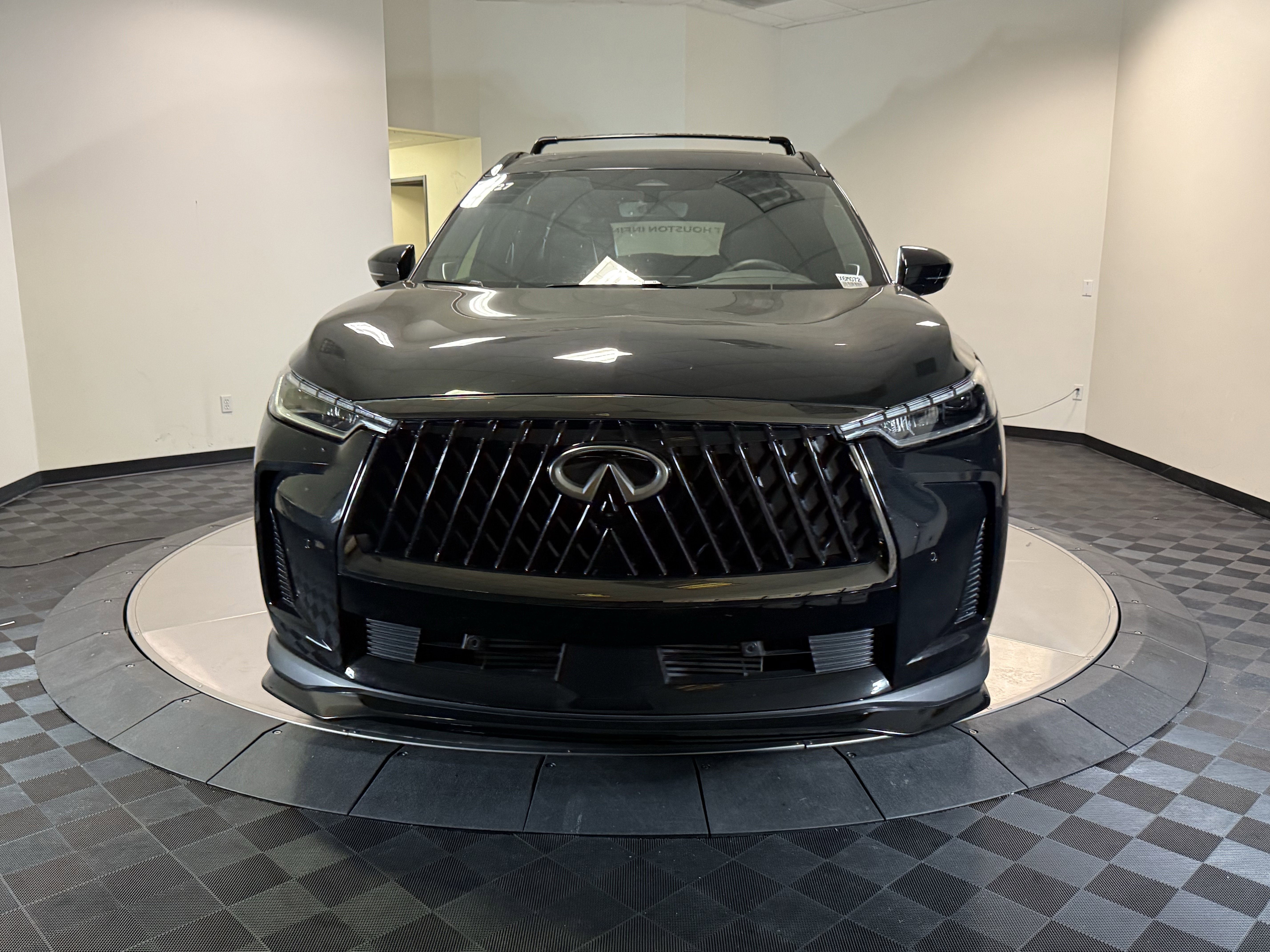 Certified 2026 INFINITI QX60 Sport w/ Dark Cargo Package AWD/4WD image 3
