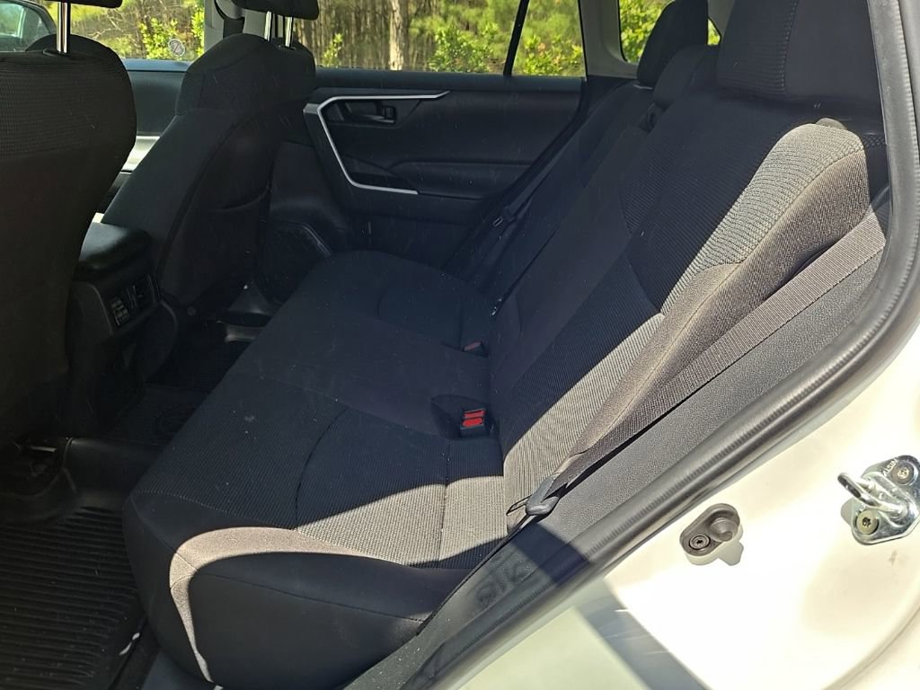 Certified 2025 Toyota RAV4 LE image 5