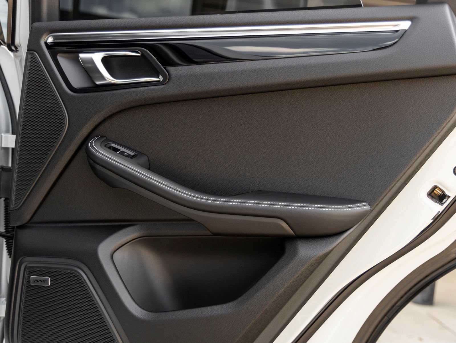 New 2026 Porsche Macan S AWD/4WD image 40