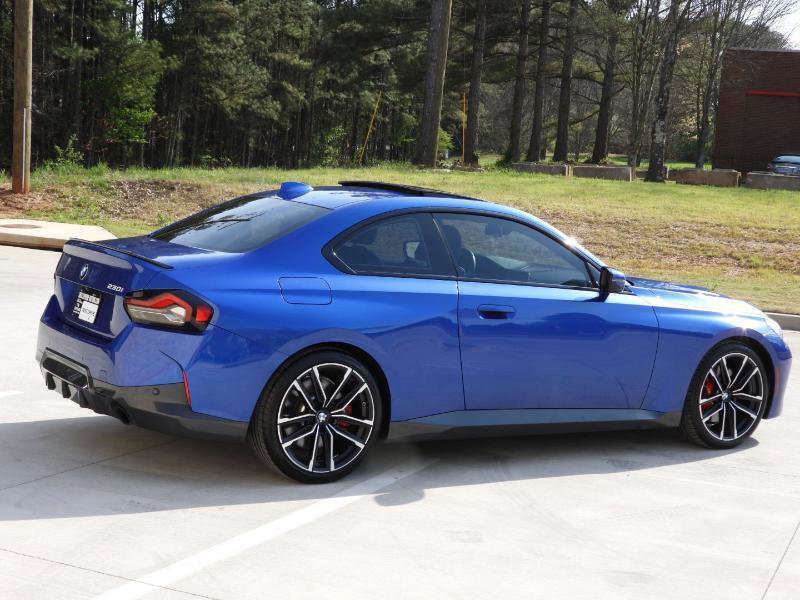 Used 2022 BMW 230i Coupe w/ Premium Package 2 RWD image 30