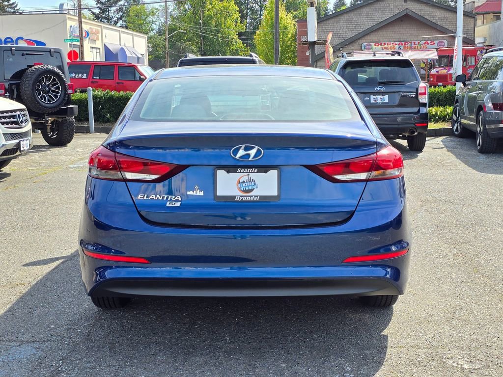 Used 2018 Hyundai Elantra SE FWD image 5