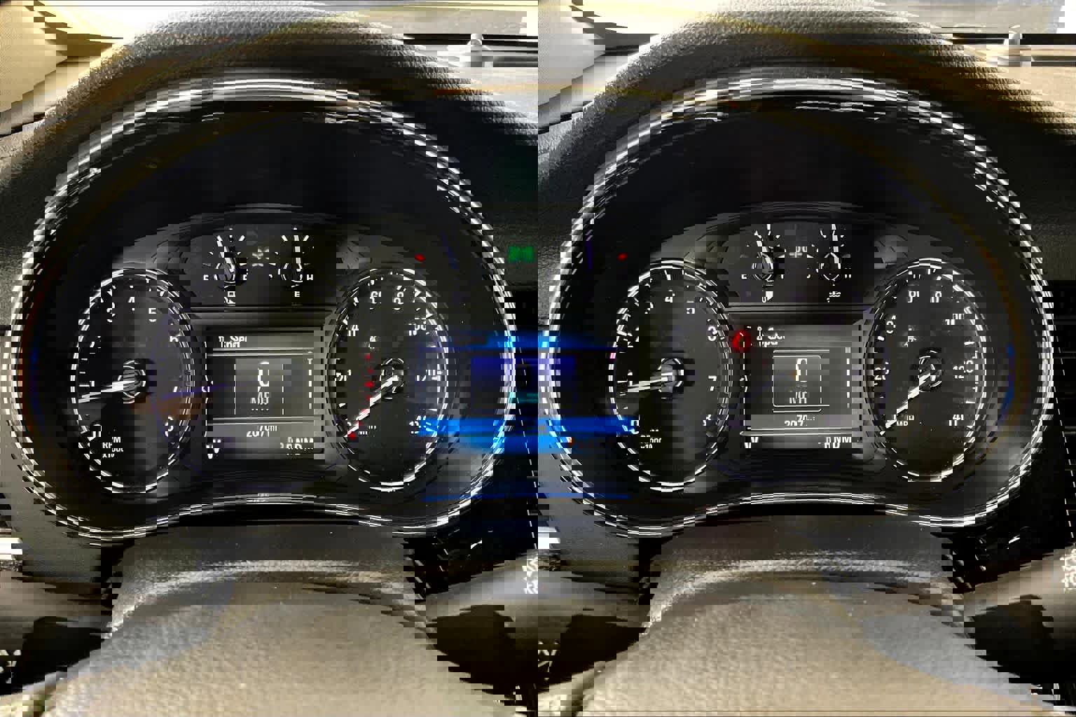 Used 2022 Buick Encore Preferred image 24