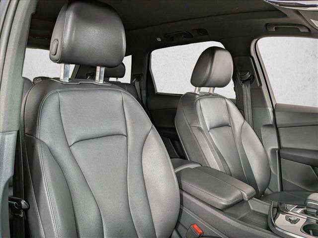 Used 2018 Audi Q7 3.0T Premium Plus w/ Premium Plus Package image 24