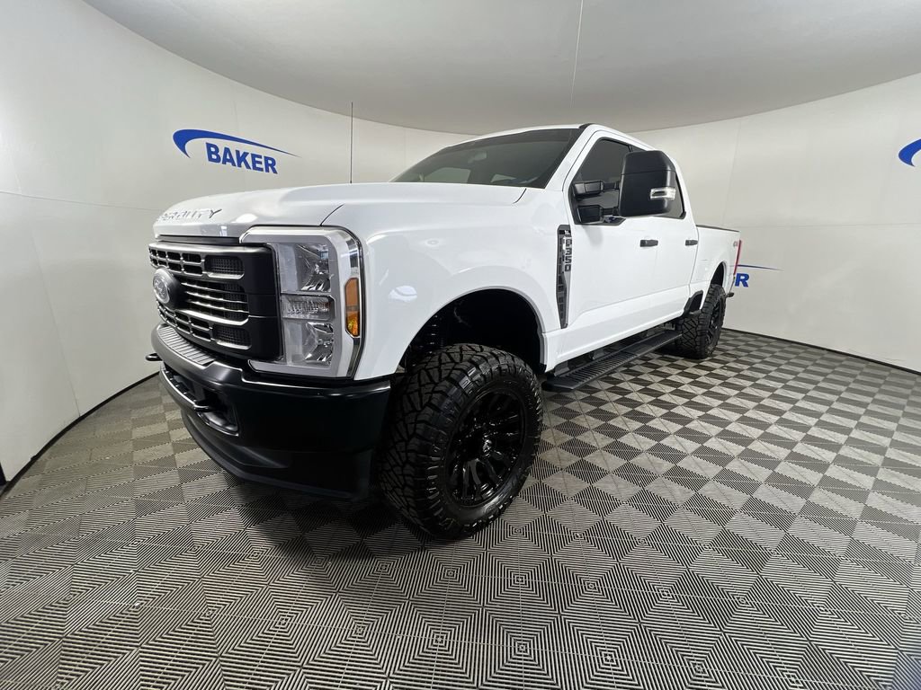 Used 2025 Ford F350 XL w/ Snow Plow Prep Package AWD/4WD image 1