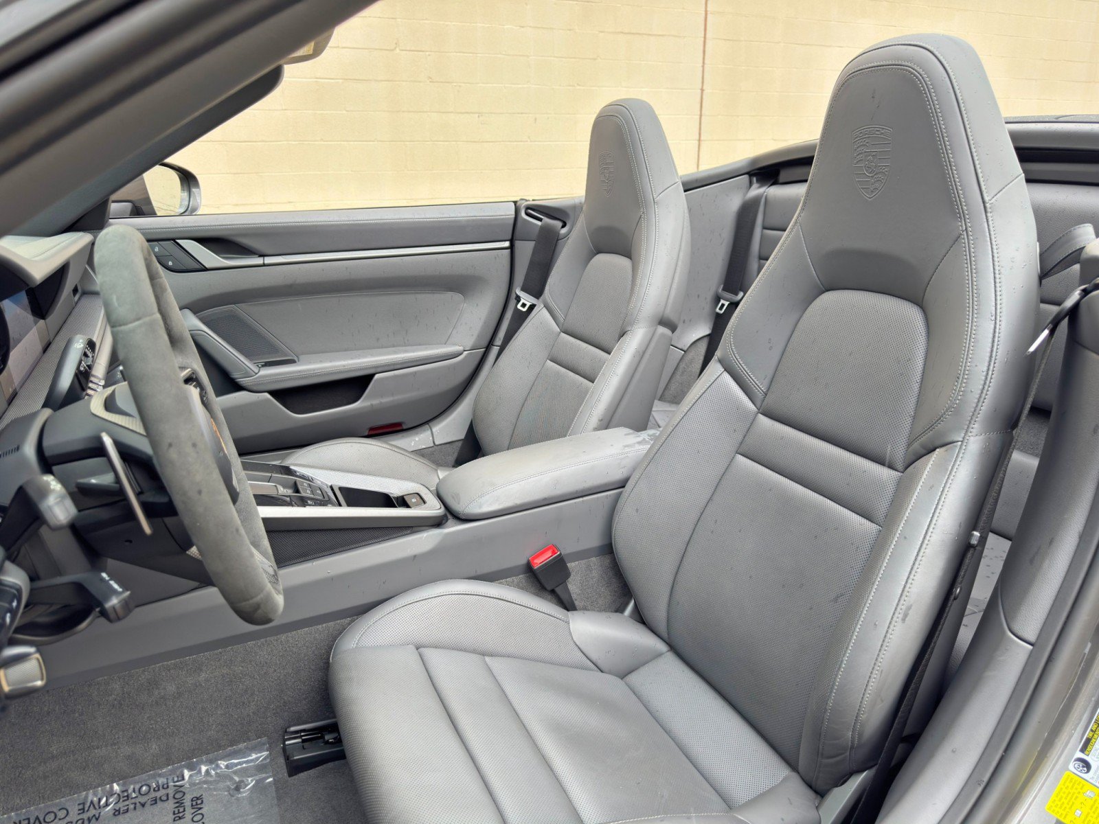 Used 2024 Porsche 911 Carrera w/ Premium Package RWD image 37