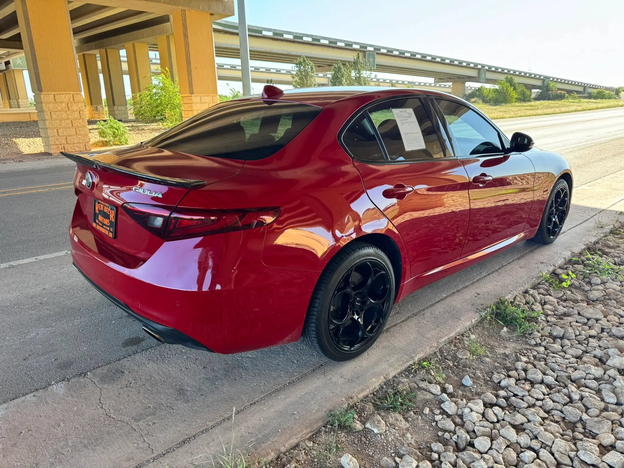 Used 2021 Alfa Romeo Giulia Sprint w/ Cold Weather Package AWD/4WD image 3