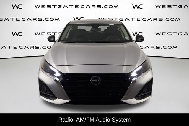 Used 2024 Nissan Altima 2.5 S FWD image 2
