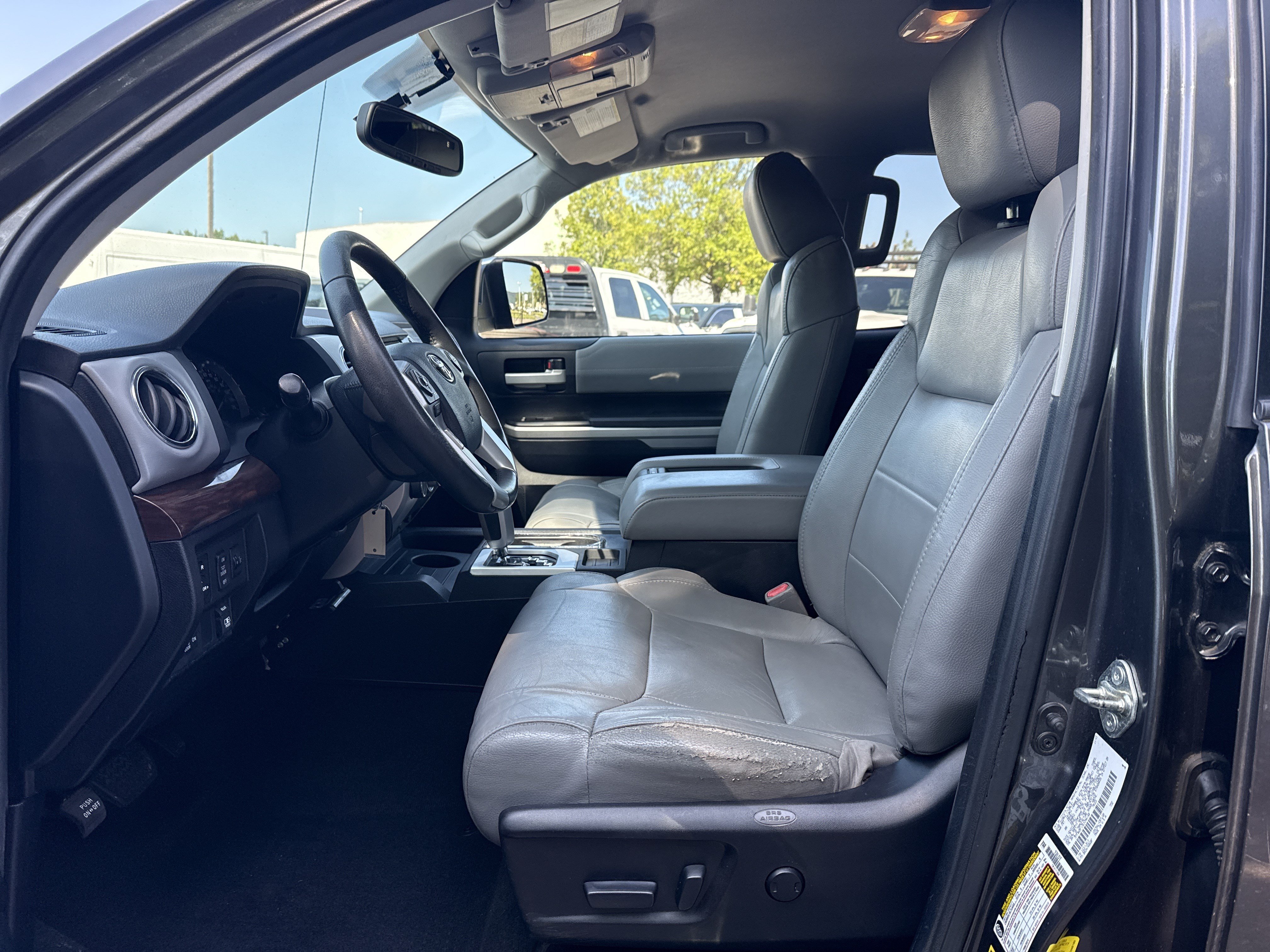 Used 2014 Toyota Tundra Limited AWD/4WD image 9