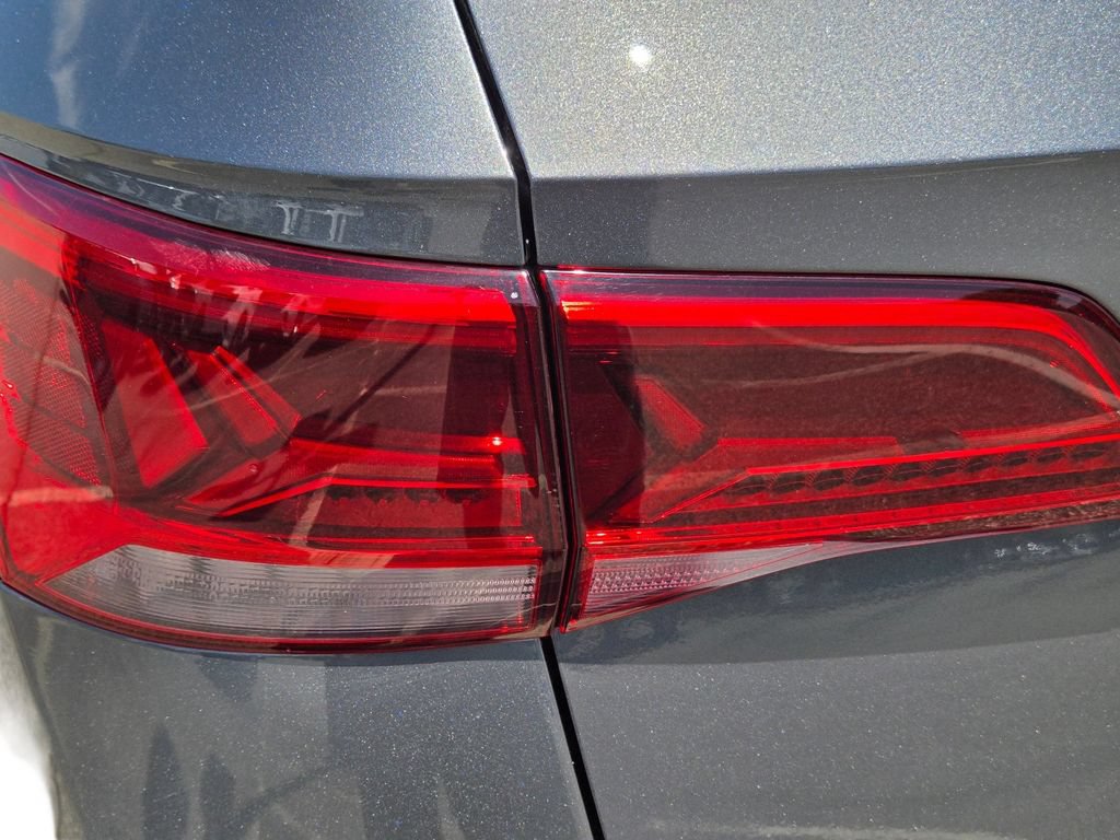 Used 2022 Volkswagen Taos S FWD image 12