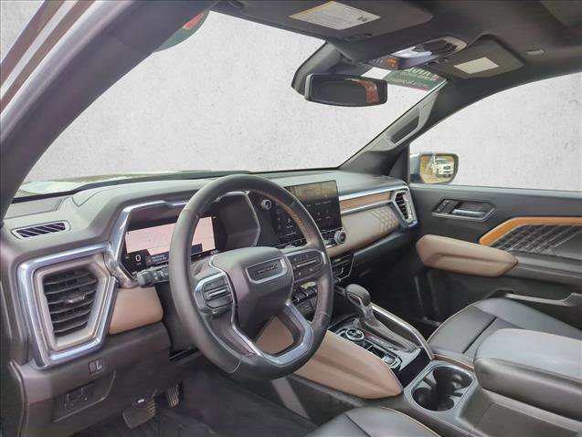 Used 2023 GMC Canyon Denali image 8