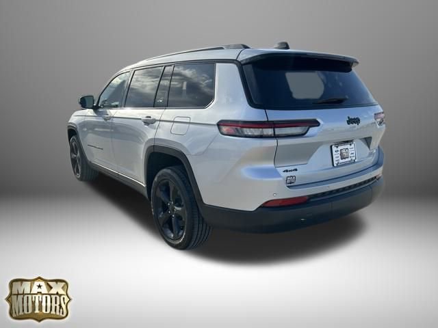 Used 2024 Jeep Grand Cherokee L Altitude image 5