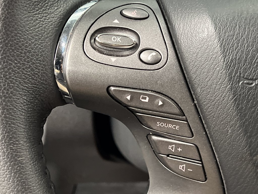 Used 2024 Nissan Murano SL FWD image 47