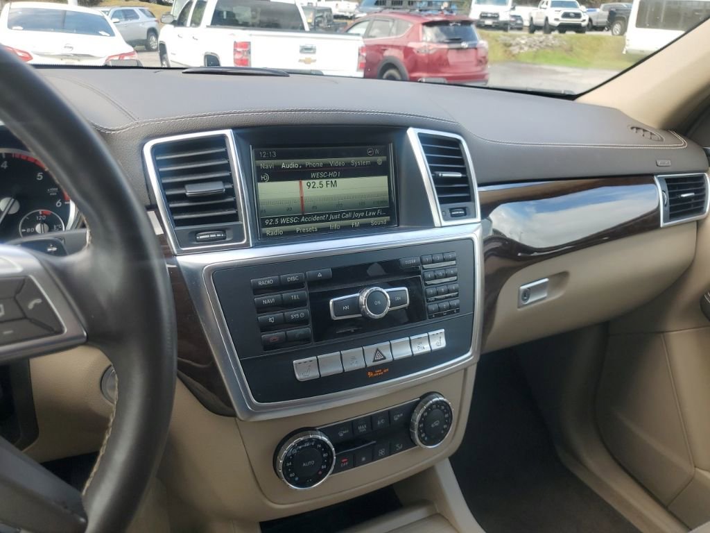 Used 2015 Mercedes-Benz GL 320 BlueTEC 4MATIC image 13